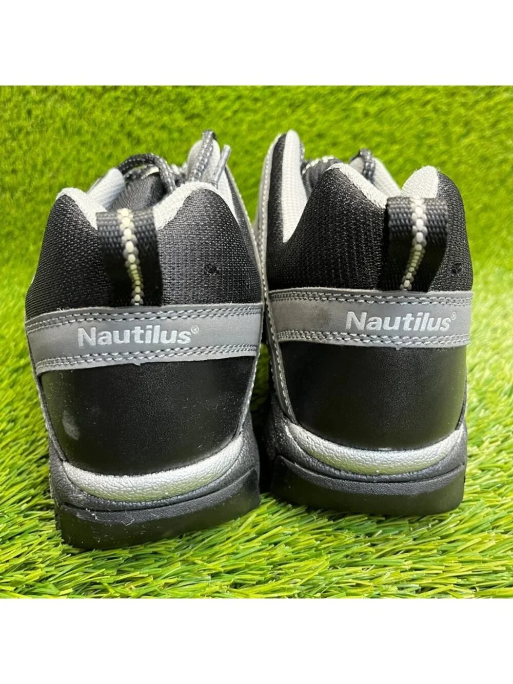Nautilus Safety Mens Size 10.5 Gray Black Composite Toe Working Shoes Sneakers